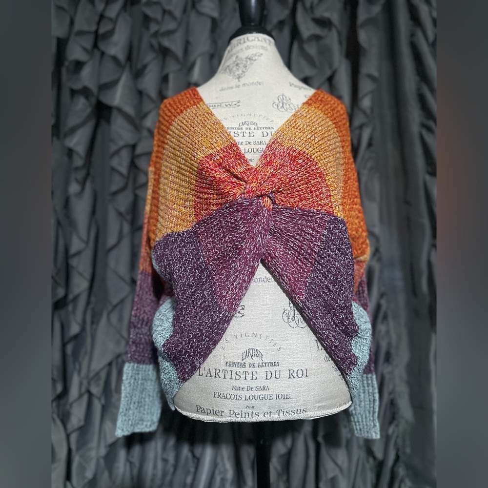 Size 1xl, multi color, reversible